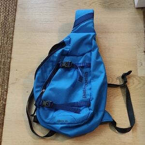 Patagonia Blue Atom 8L Sling Bag